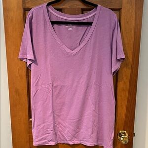 GAP V-Neck Tee